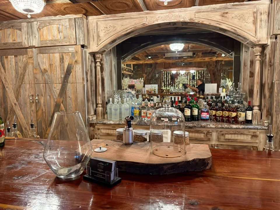 Live-Edge Mesquite Cocktail Smoker with Glass Dome