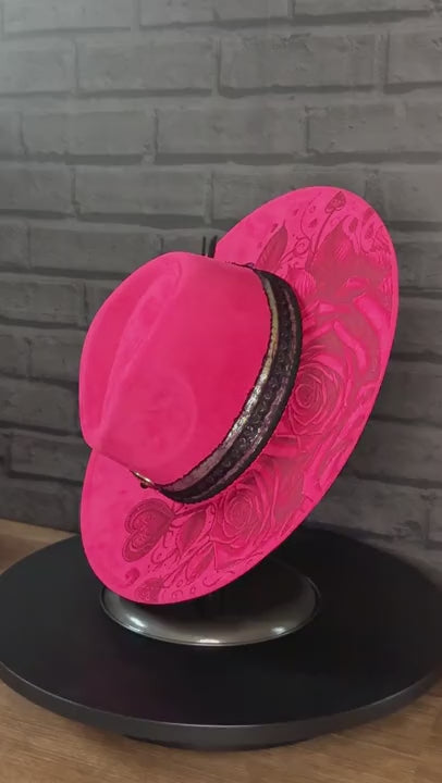 Rebel Romance turntable video