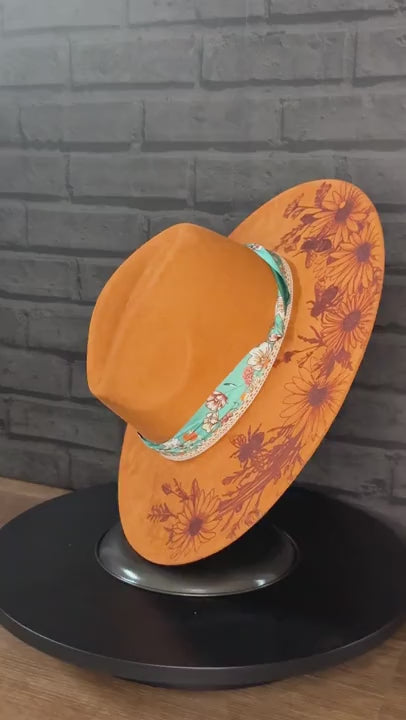 Golden Wildflower turntable video
